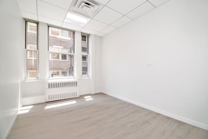 110 East 40th Street 407 Office 08