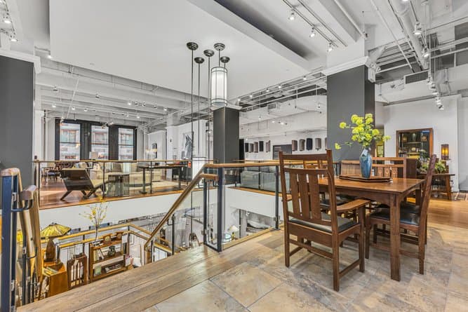 207 West 25th Street Retail 24