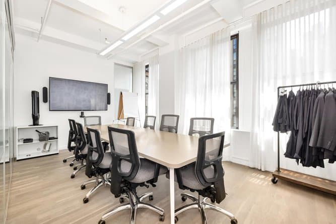 35 West 36th Street 10th Floor Office ConferenceRoom 06